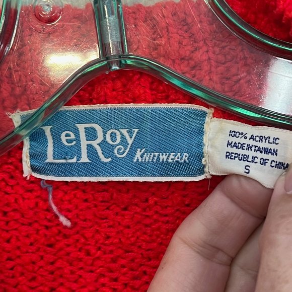 Vintage LeRoy Knitwear Acrylic Open Faced Red Colored Cardigan Sz Small Sweater - Picture 5 of 5